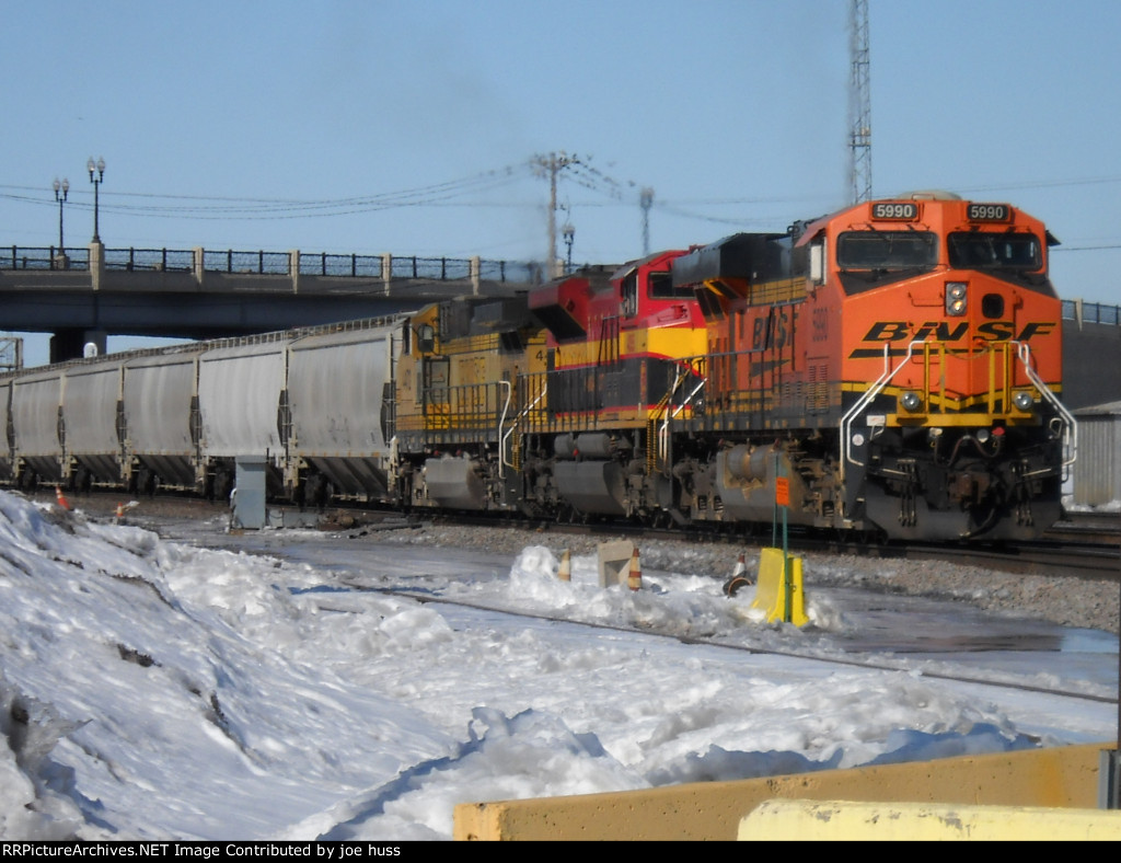 BNSF 5990 West